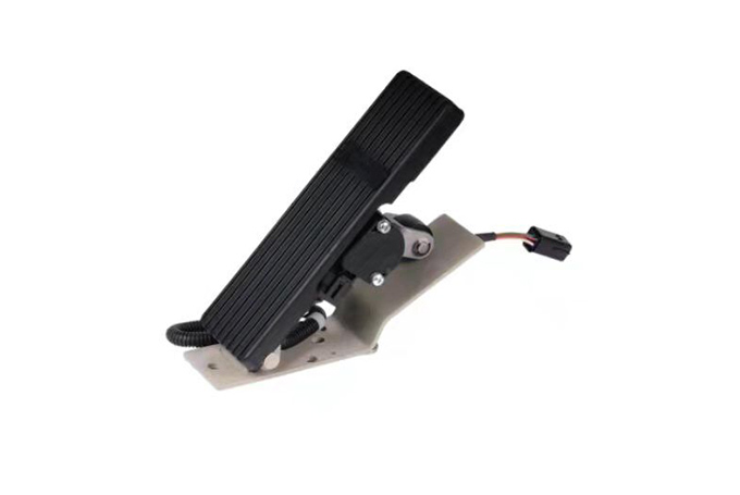 Electronic accelerator pedal
